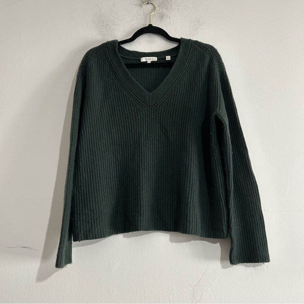 Vince V-Neck Shaker Ribbed Wool Cashmere Sweater Green Large Minimal Luxury